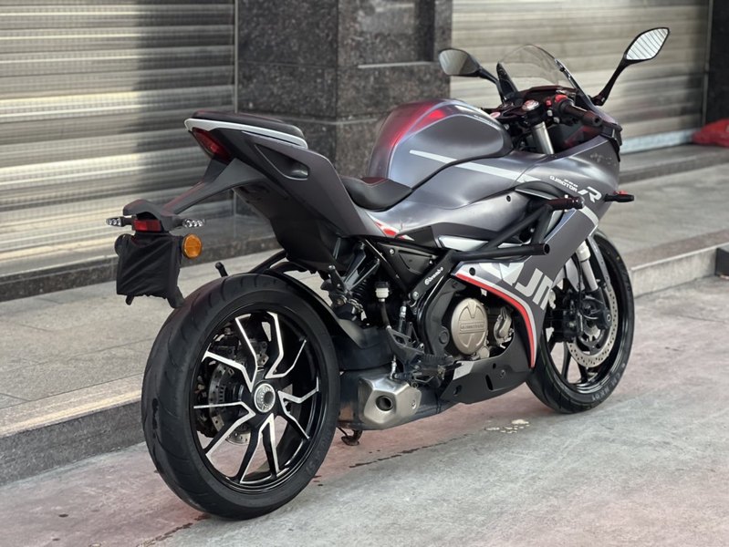 二手QJMOTOR赛250
