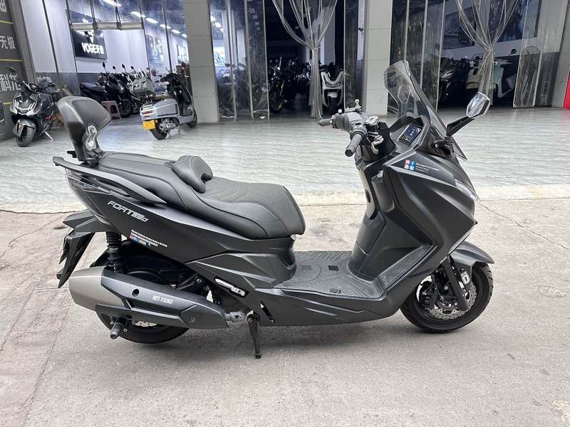 二手QJMOTOR鸿250