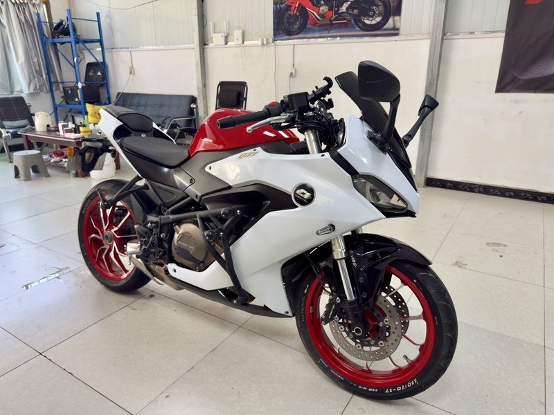 二手QJMOTOR赛400