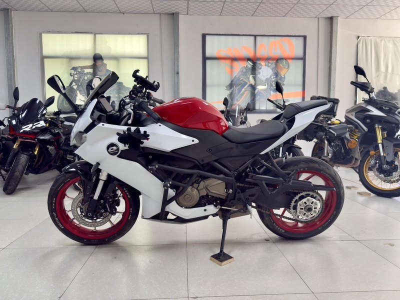 二手QJMOTOR赛400
