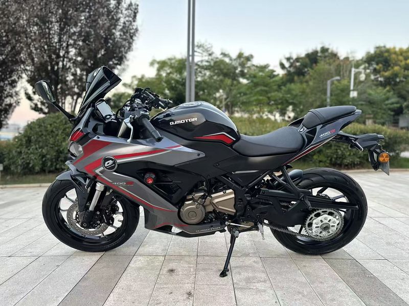 二手QJMOTOR赛400