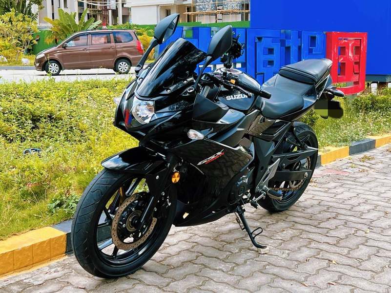 二手豪爵铃木GSX250R