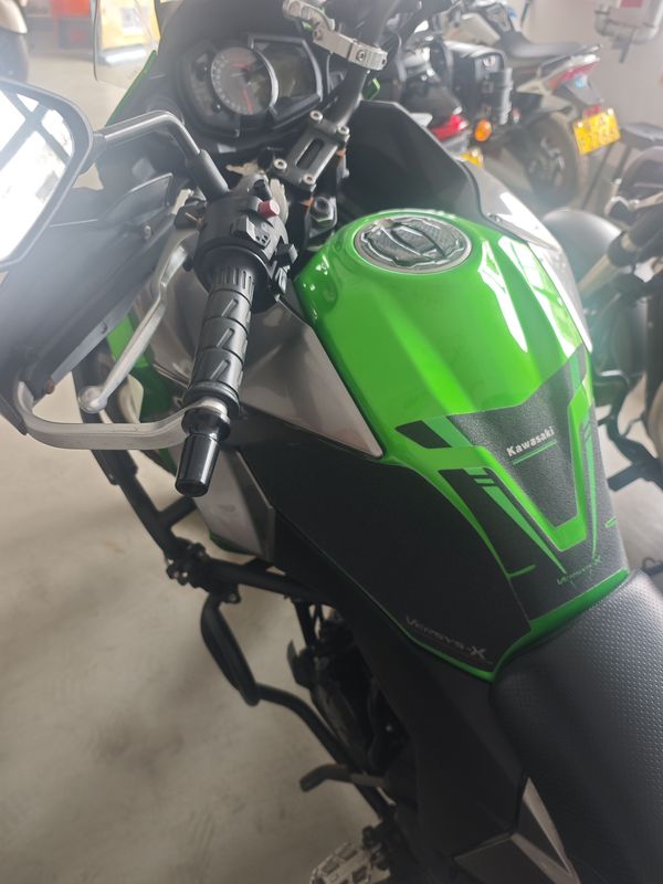 二手川崎Versys-X 300 