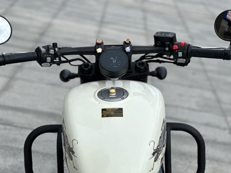 二手QJMOTOR闪350