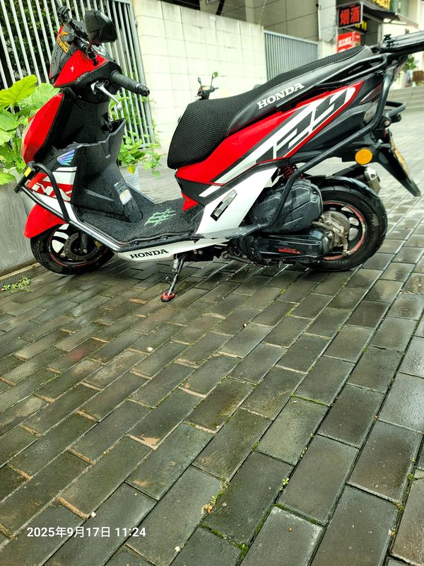 二手五羊本田NX125