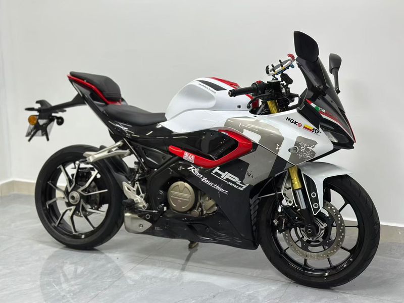 二手QJMOTOR赛250