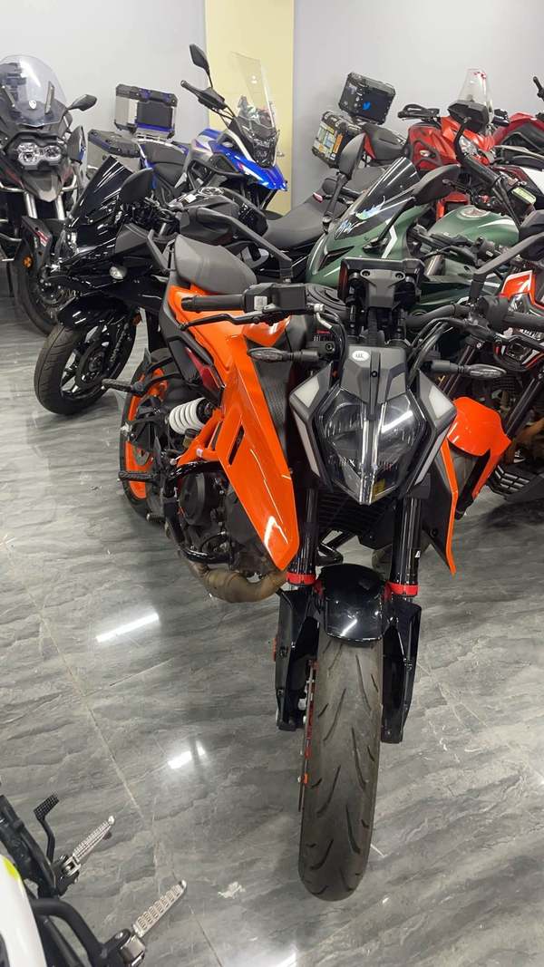二手KTMR2R390 Duke
