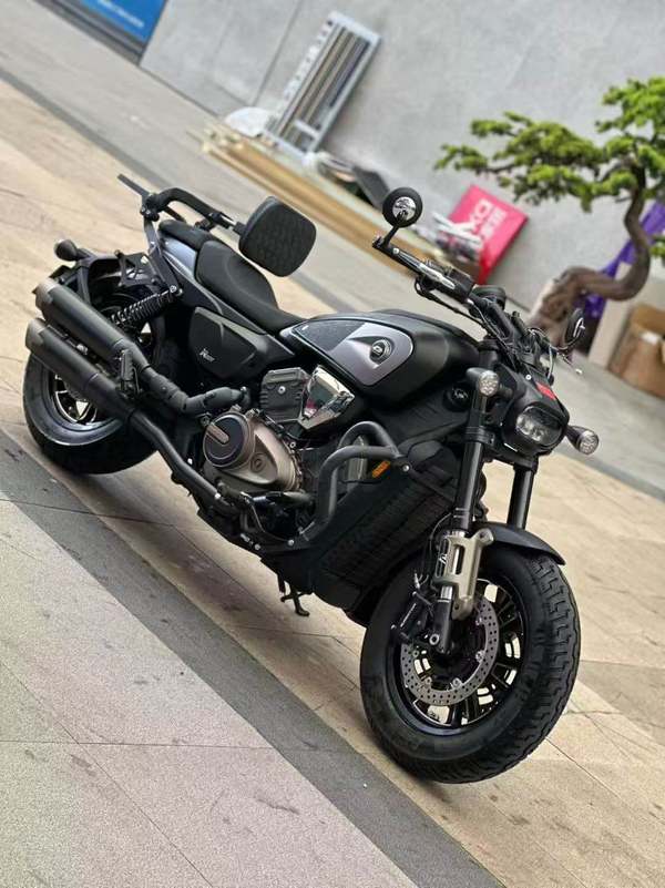 二手QJMOTOR闪600