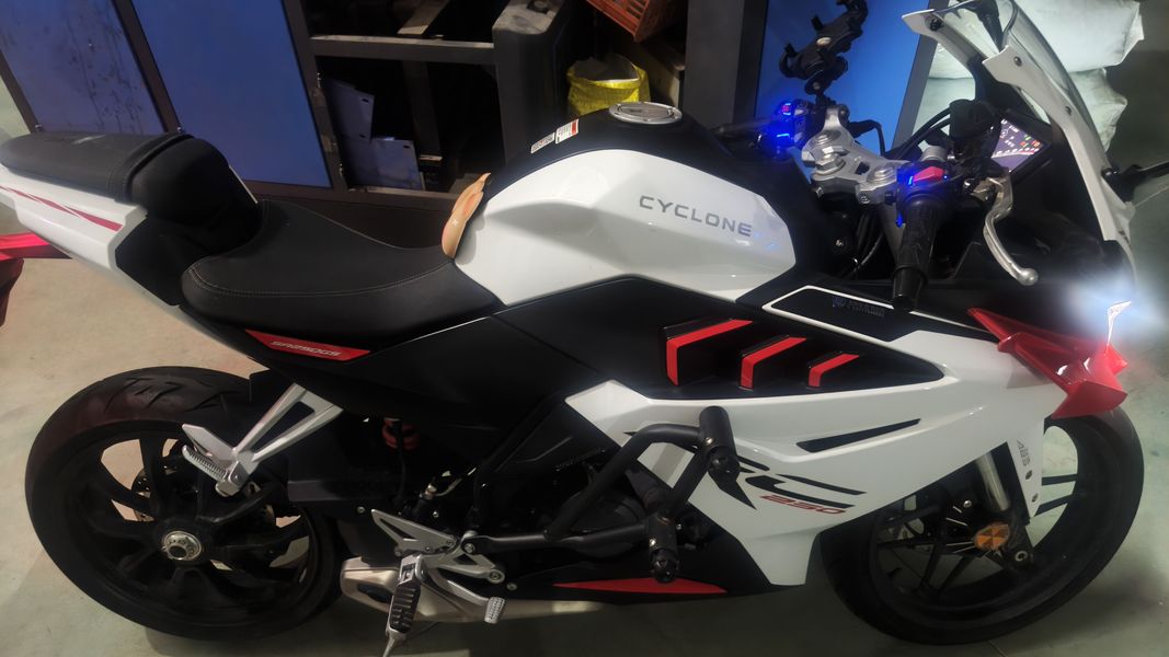 二手赛科龙RC250
