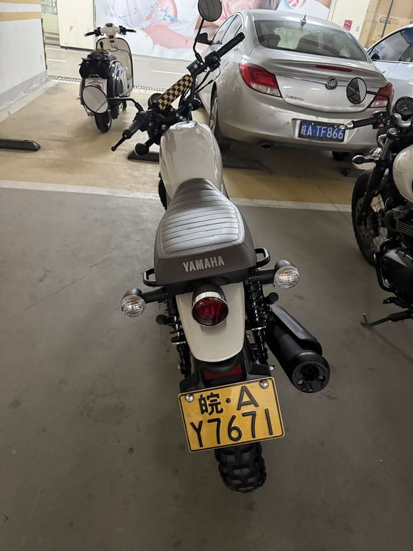 二手建设雅马哈GT150 Fazer