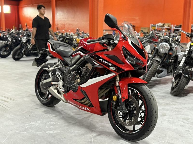 二手本田CBR650R