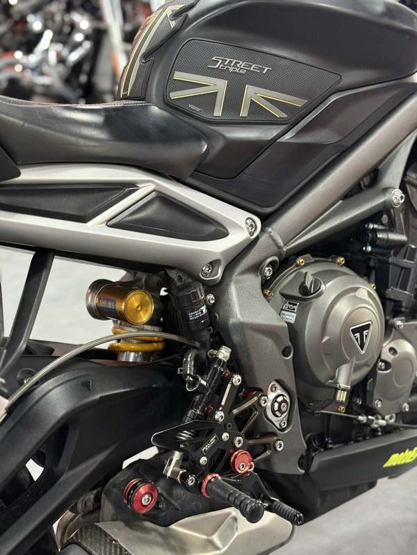 二手凯旋Street Triple 765