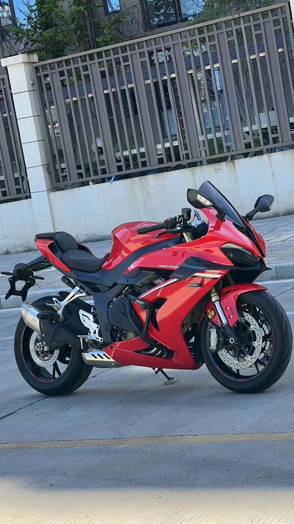 二手QJMOTOR赛800