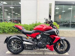 二手杜卡迪Diavel V4