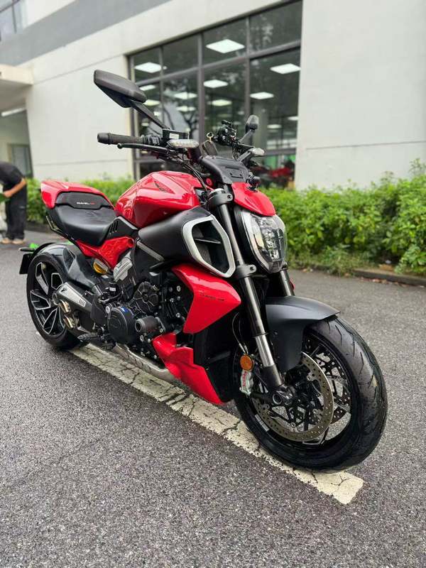 二手杜卡迪Diavel V4