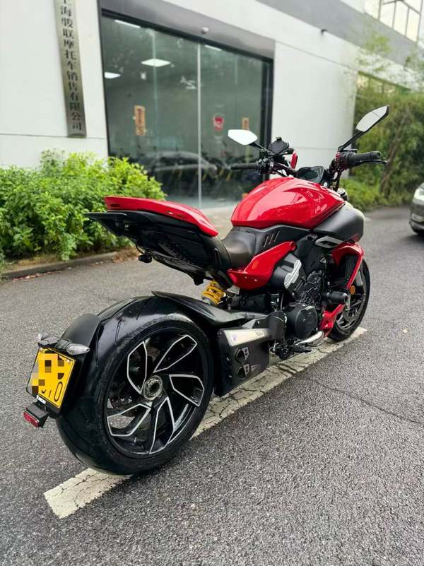 二手杜卡迪Diavel V4