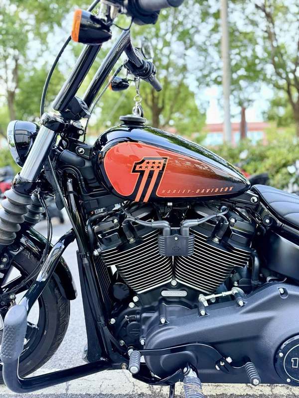 二手哈雷戴维森街霸 Street Bob
