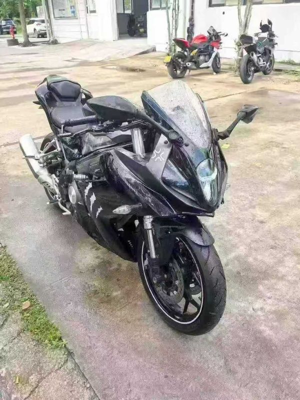 二手贝纳利龙卷风 Tornado 302R