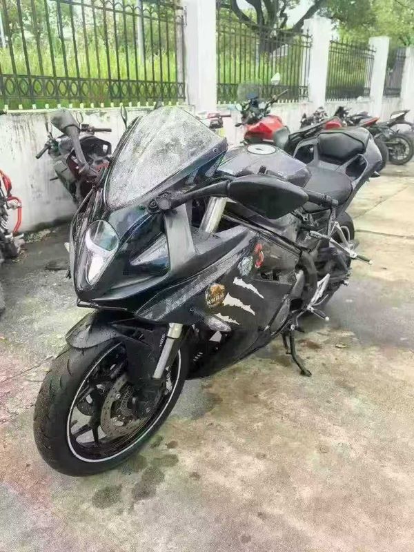 二手贝纳利龙卷风 Tornado 302R