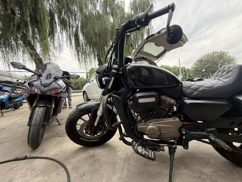 二手QJMOTOR闪300