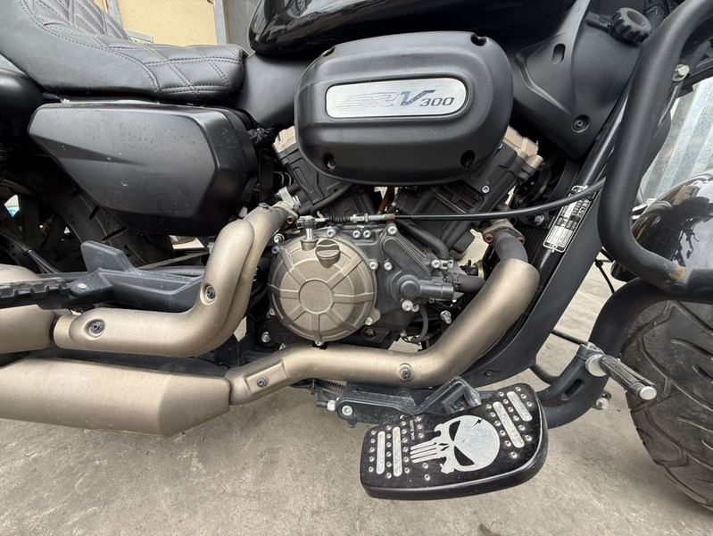 二手QJMOTOR闪300