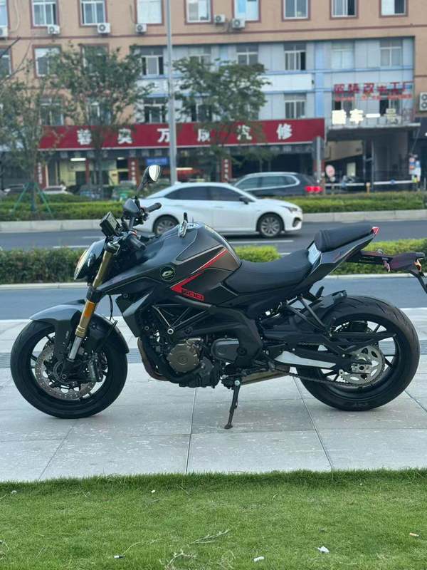 二手QJMOTOR追600