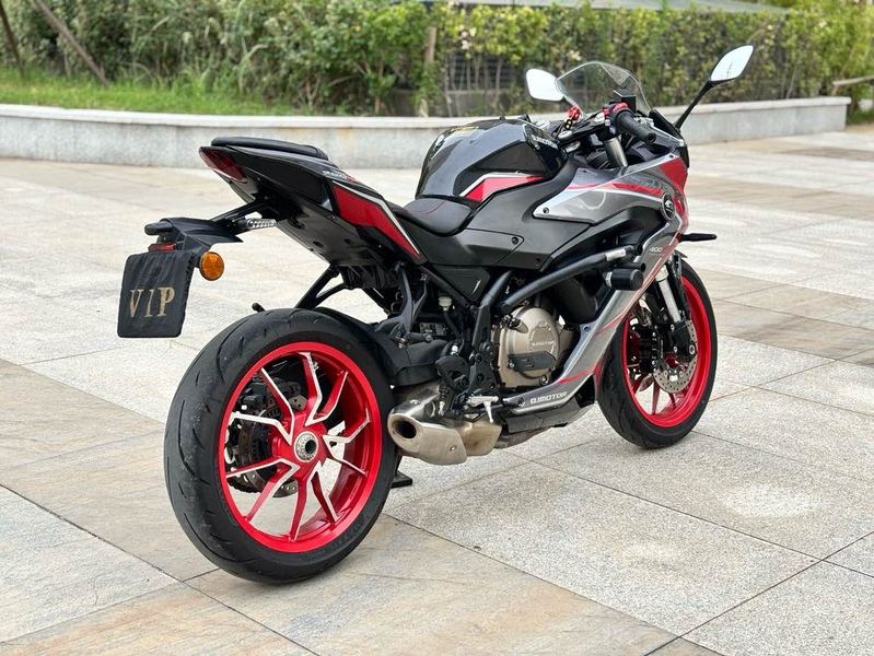 二手QJMOTOR赛400