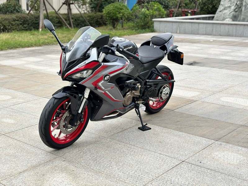 二手QJMOTOR赛400