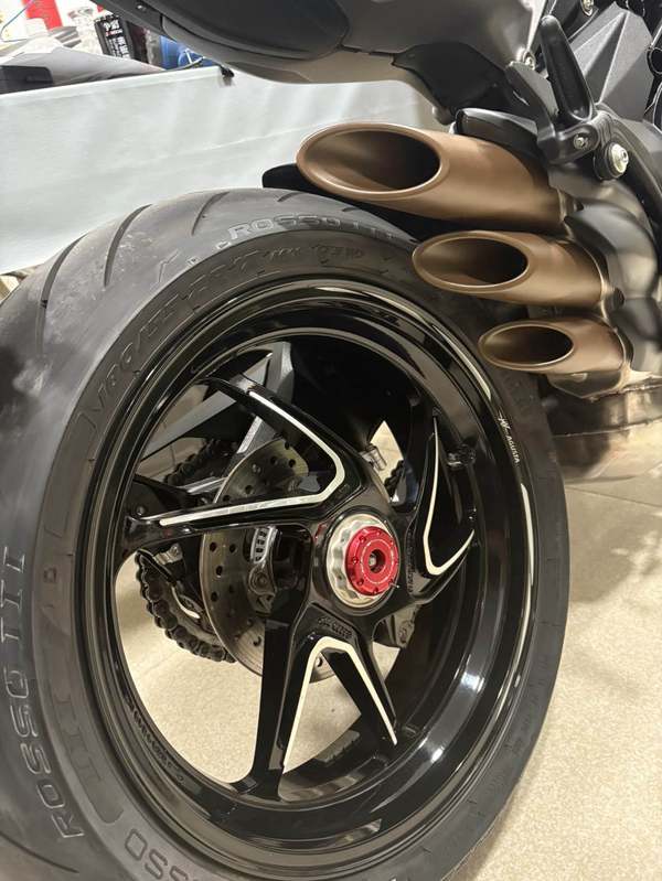 二手奥古斯塔Brutale 800