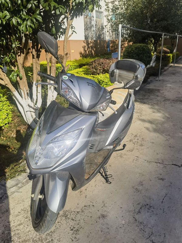 二手新大洲本田NS110R