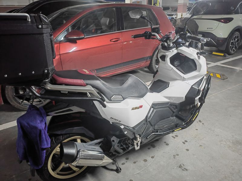 二手三阳哈士奇 Husky ADV150
