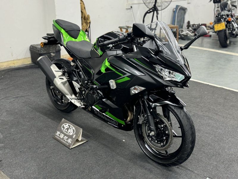 二手川崎Ninja 400