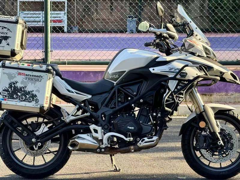 二手贝纳利金鹏 TRK502