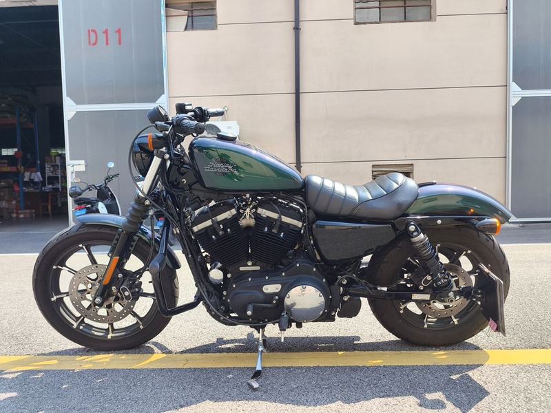 二手哈雷戴维森Iron883 硬汉