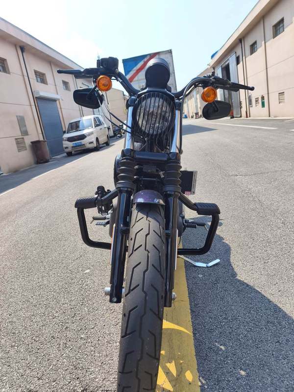 二手哈雷戴维森Iron883 硬汉