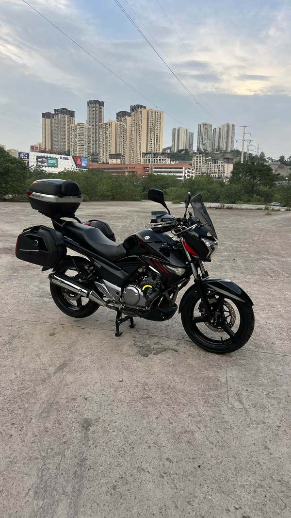二手豪爵铃木骊驰 GW250