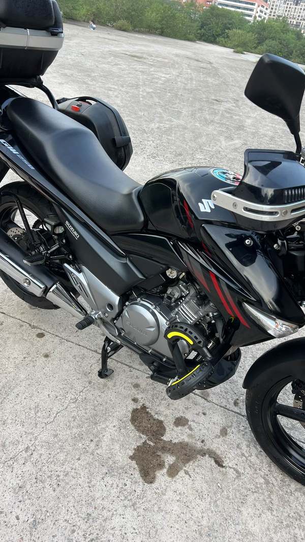 二手豪爵铃木骊驰 GW250