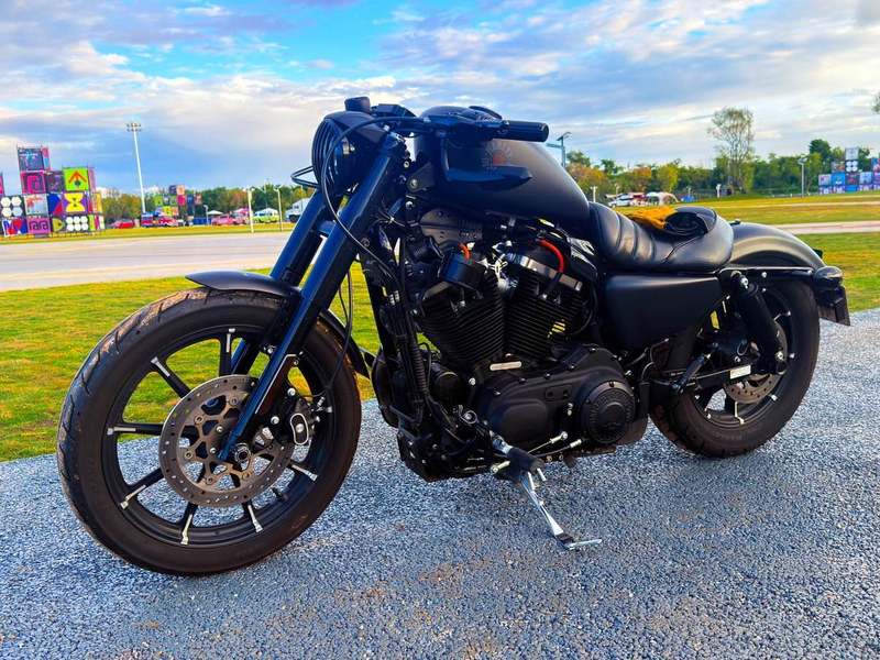 二手哈雷戴维森Iron883 硬汉