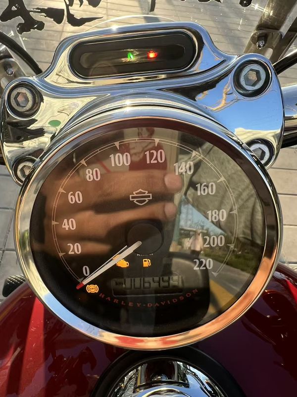 二手哈雷戴维森1200 Custom