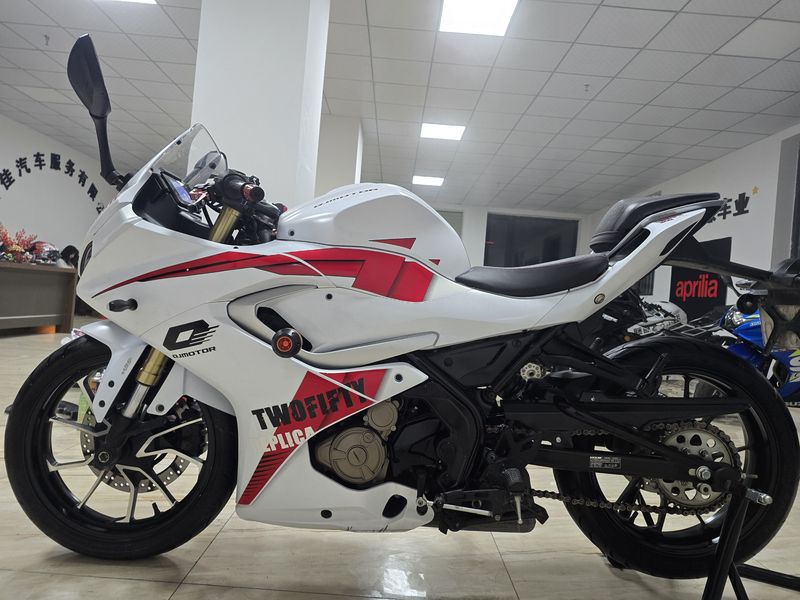 二手QJMOTOR赛250