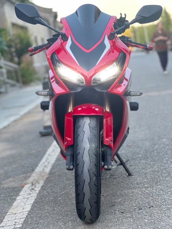 二手本田CBR650R