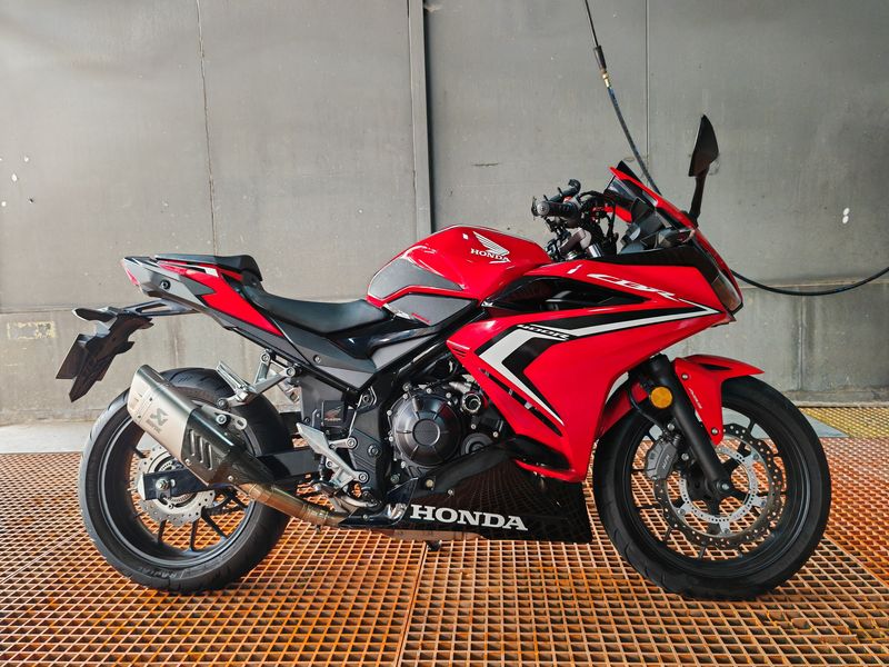 二手本田CBR400R