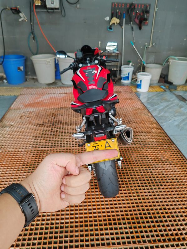 二手本田CBR400R