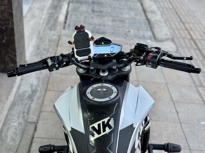二手春风250NK
