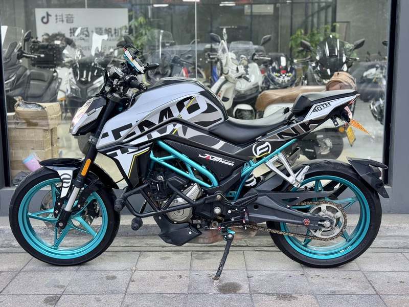 二手春风250NK