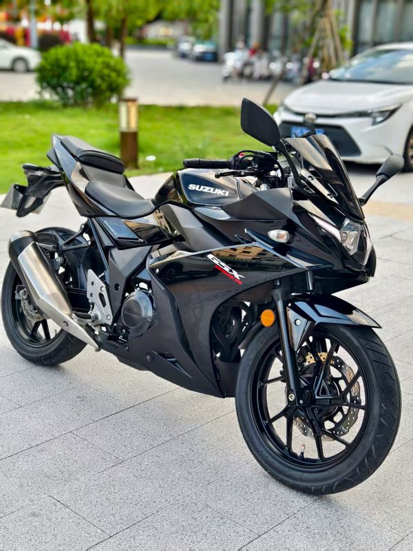 二手豪爵铃木GSX250R