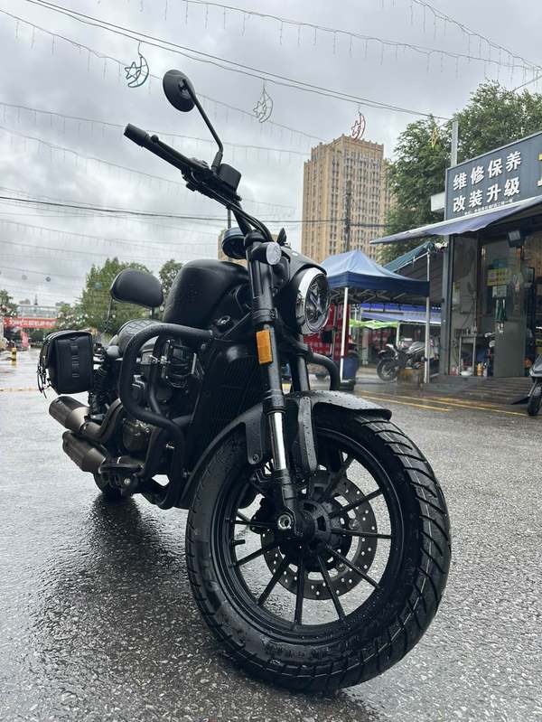 二手QJMOTOR闪300