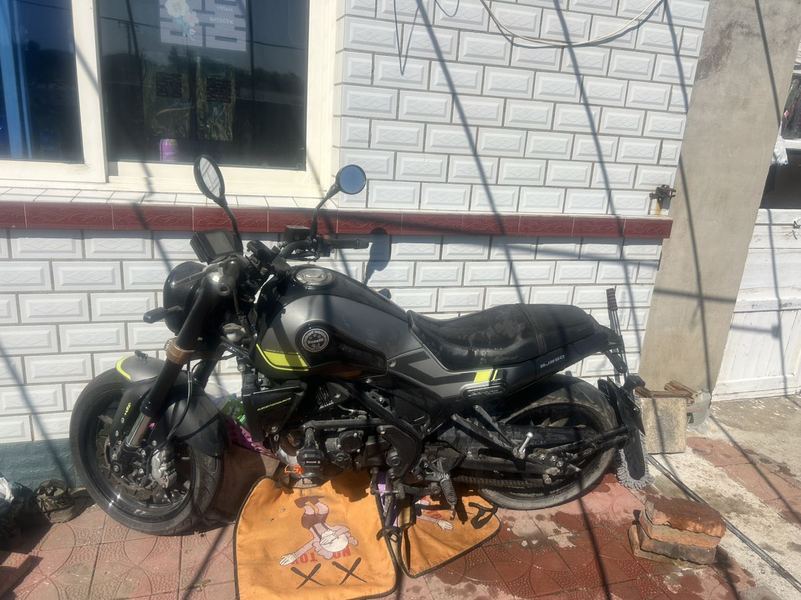 二手贝纳利幼狮 Leoncino 250