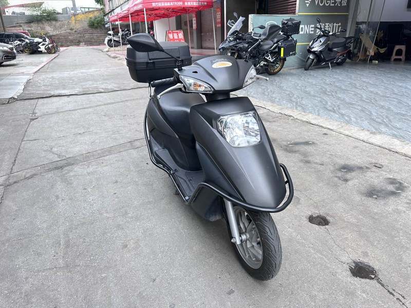 二手五羊本田SCR125