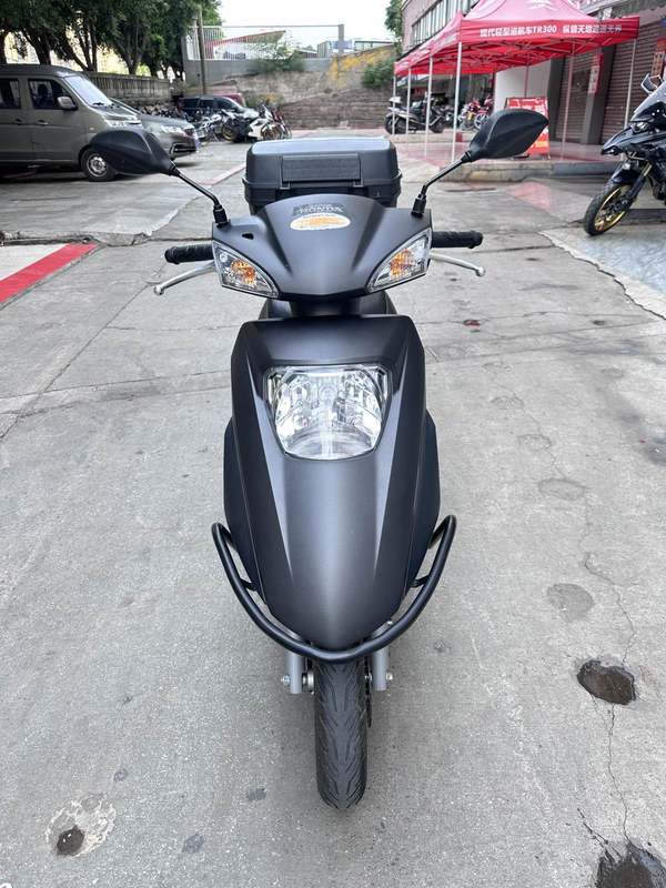 二手五羊本田SCR125